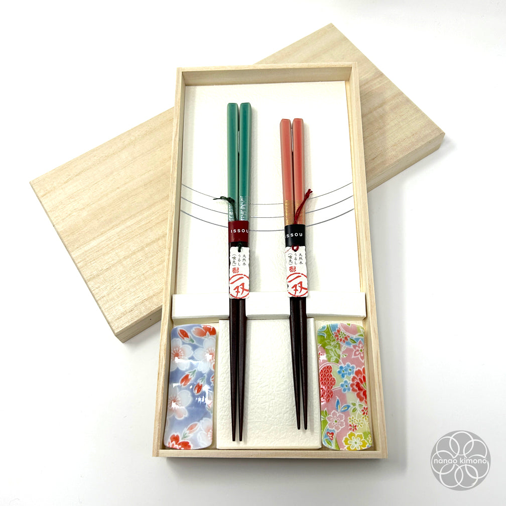 Chopsticks and Rests - Honoka (Set of 2)