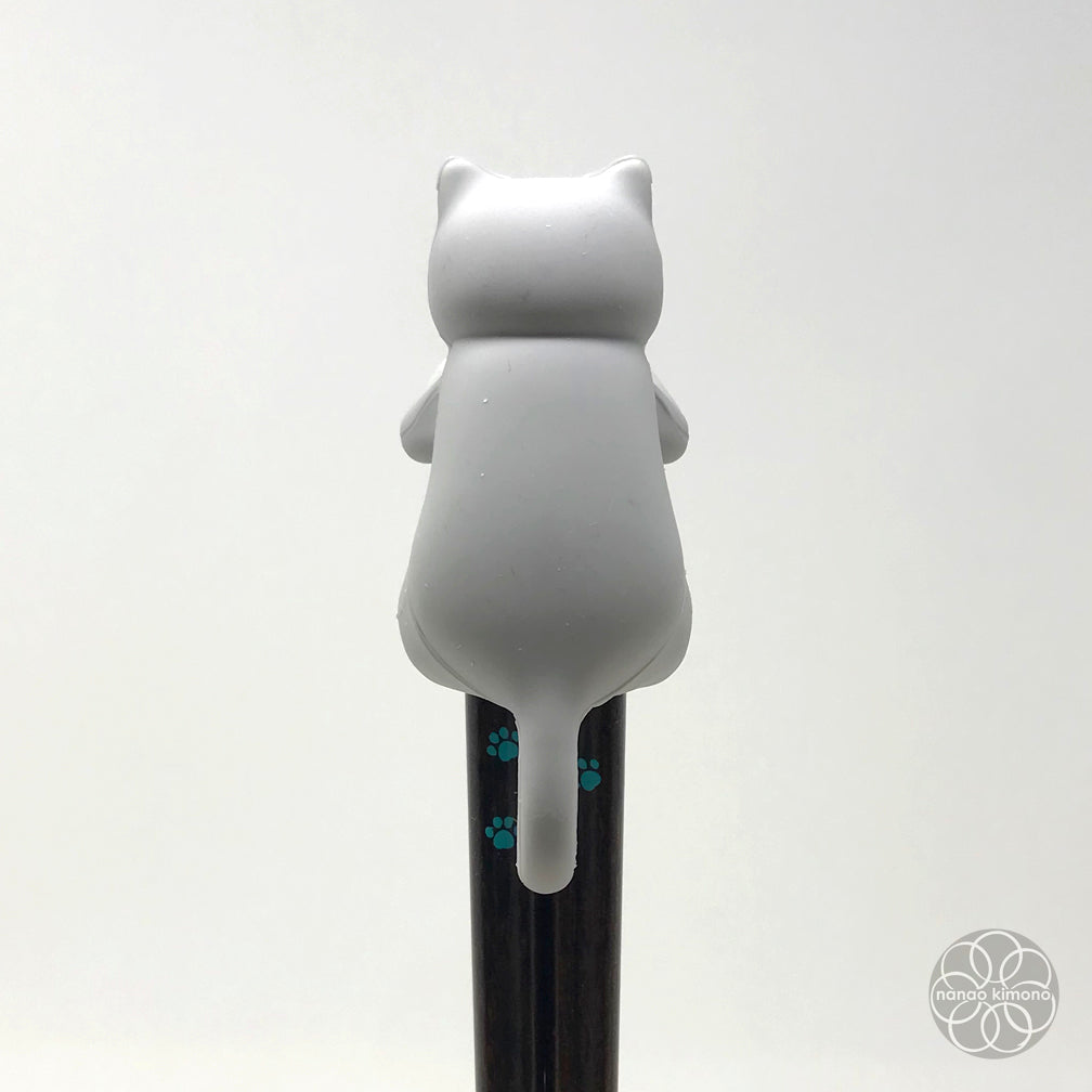 Chopsticks & Rest - Grey Tabby Cat