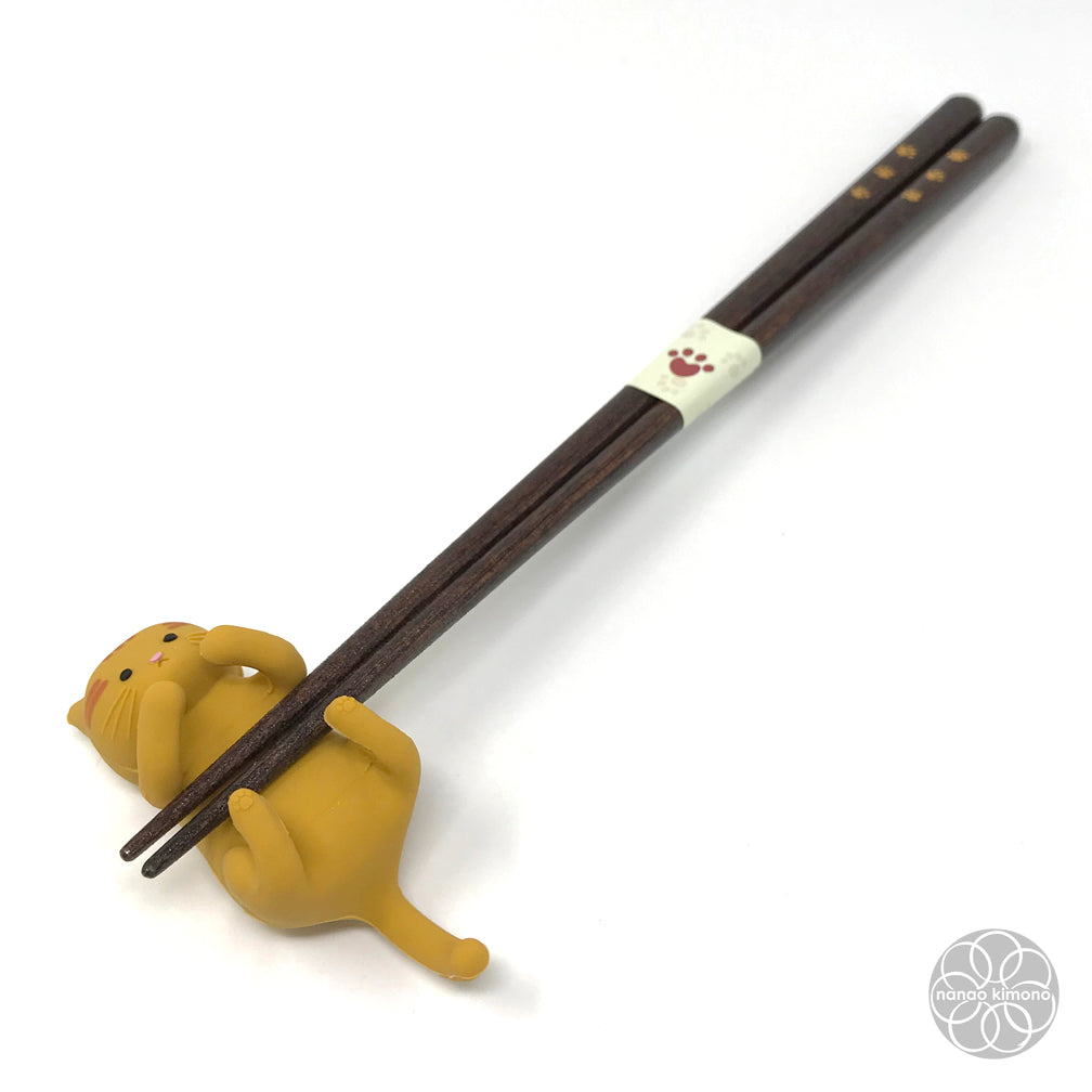 Chopsticks & Rest - Red Tabby Cat