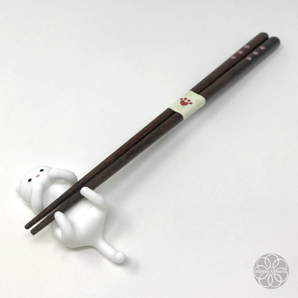 Chopsticks & Rest - White Cat