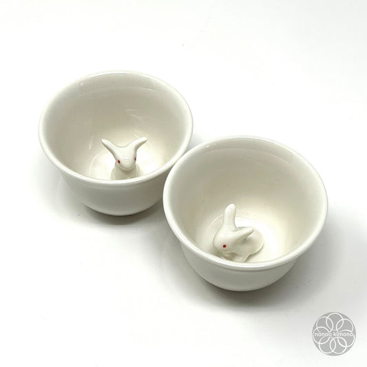 Sake Set - A pair of rabbits